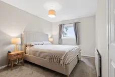 Hamilton Drive, Erskine
