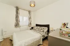 Rae Crescent, Wantage