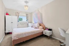 Hamilton Drive, Erskine