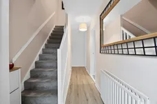 Hamilton Drive, Erskine