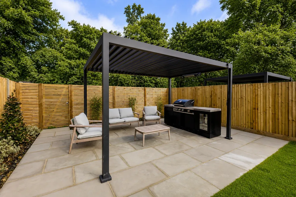 Ronmar Place, Leatherhead Road, Oxshott, KT22 photo 6