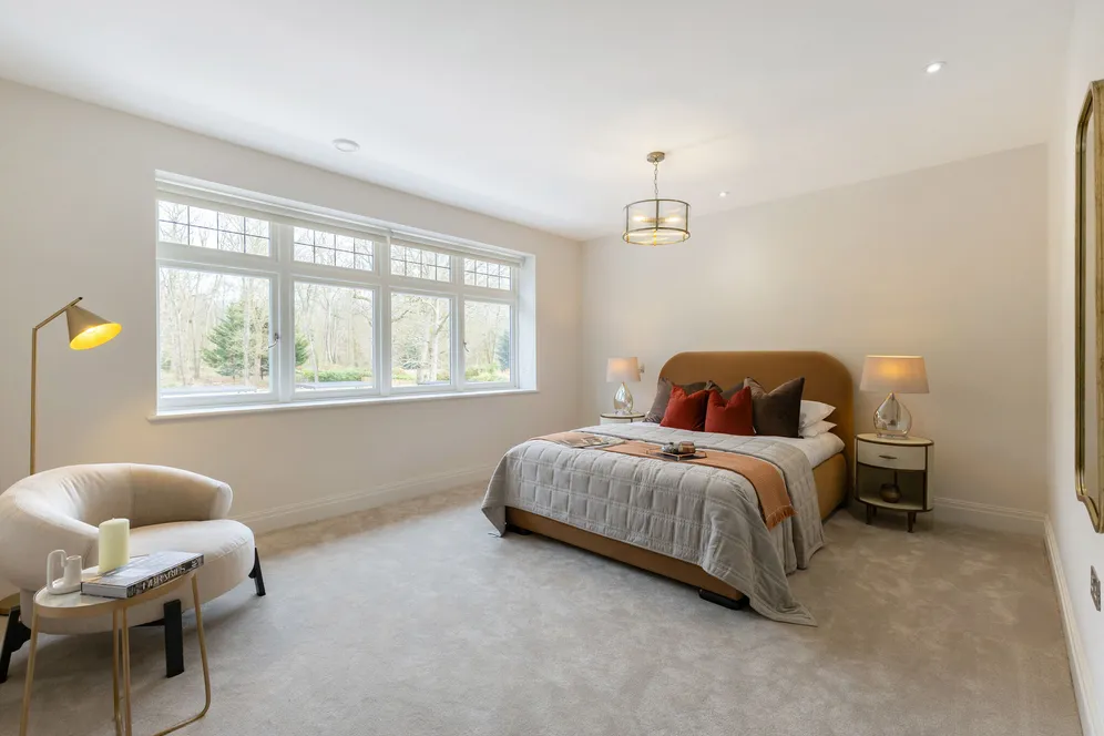 Ronmar Place, Leatherhead Road, Oxshott, KT22 photo 13