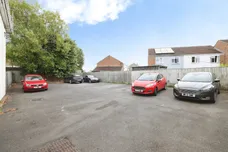 Newbury Avenue, Calne