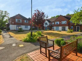Northwood Square, Fareham photo