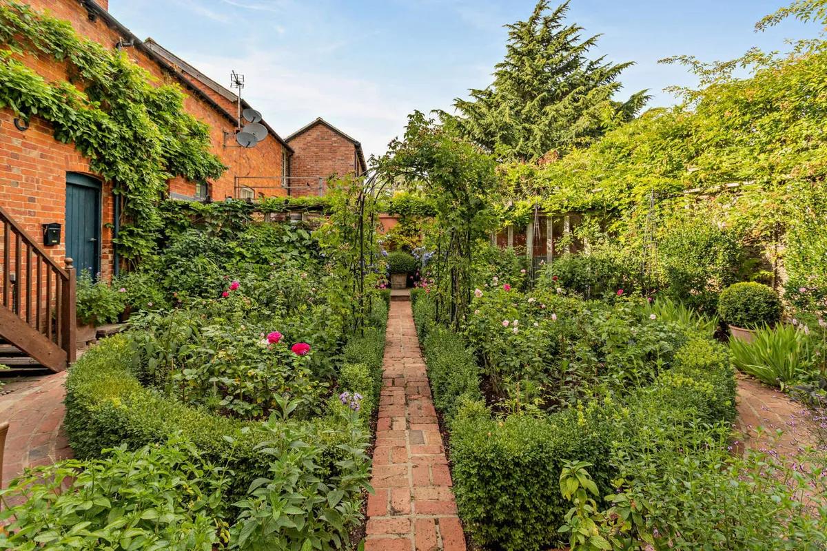 West Street, Oundle, Peterborough, Northamptonshire, PE8