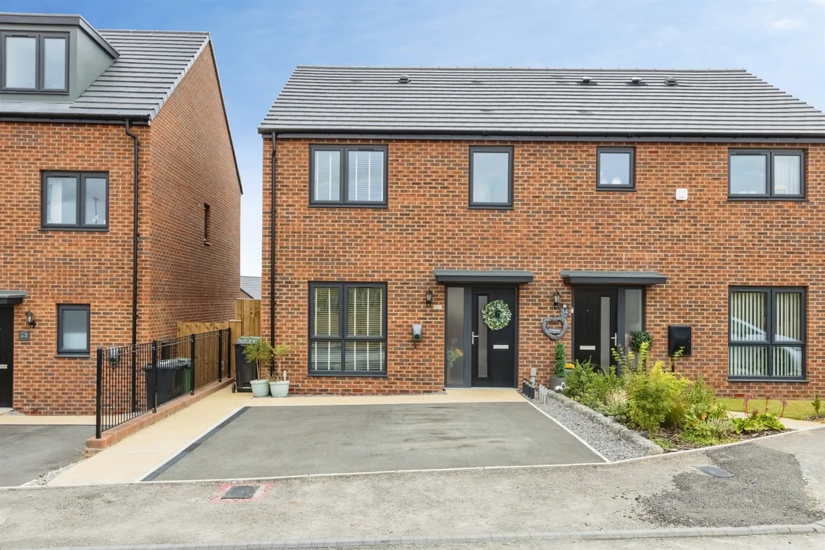 Pendas Crescent, Leeds