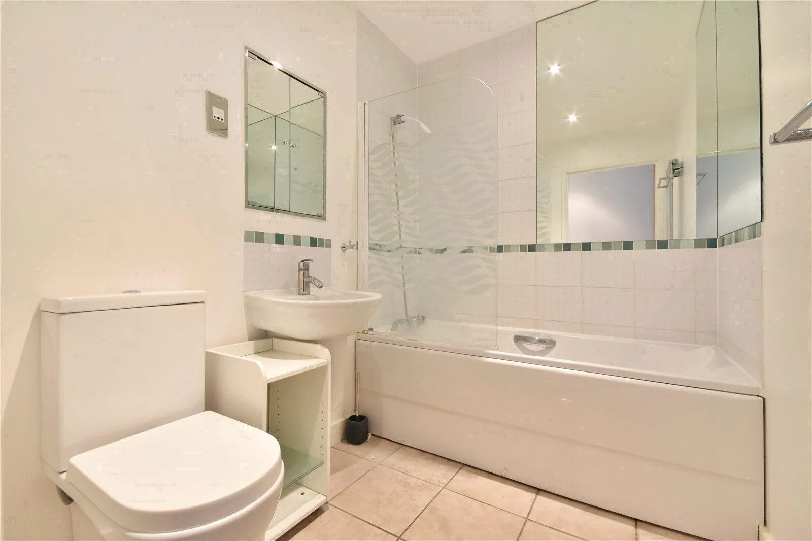 Western Gateway, Silvertown, London, E16
