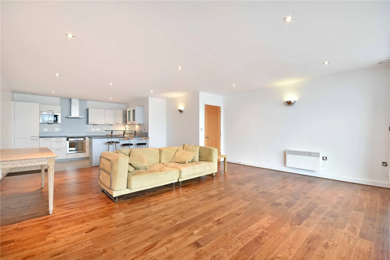 Western Gateway, Silvertown, London, E16