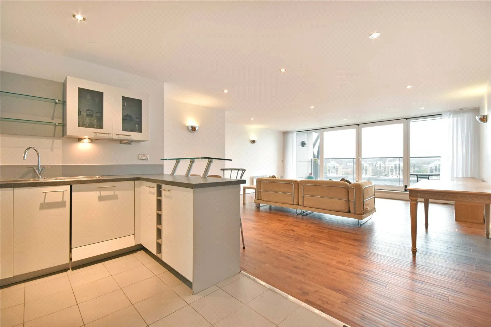 Western Gateway, Silvertown, London, E16