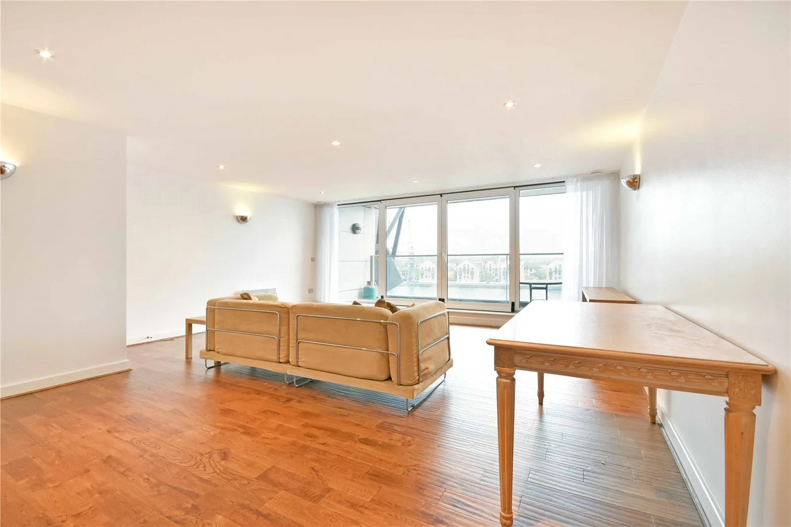 Western Gateway, Silvertown, London, E16