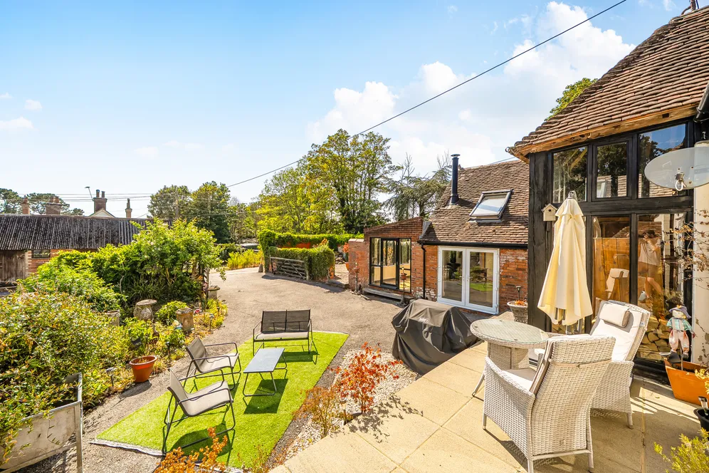 Park Place, Wickham, PO17 photo 10