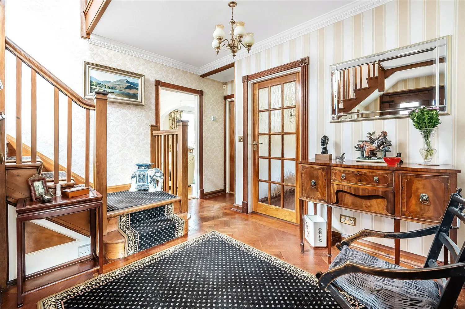Waterlow Road, Reigate, RH2 photo 2