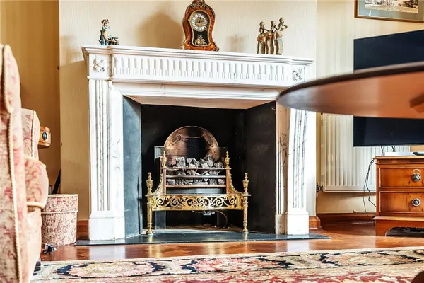 Waterlow Road, Reigate, RH2 photo 9