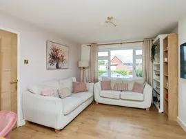 Kynance Crescent, Brinsworth, Rotherham thumb 3