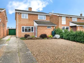 Mardle Road, Linslade, Leighton Buzzard photo