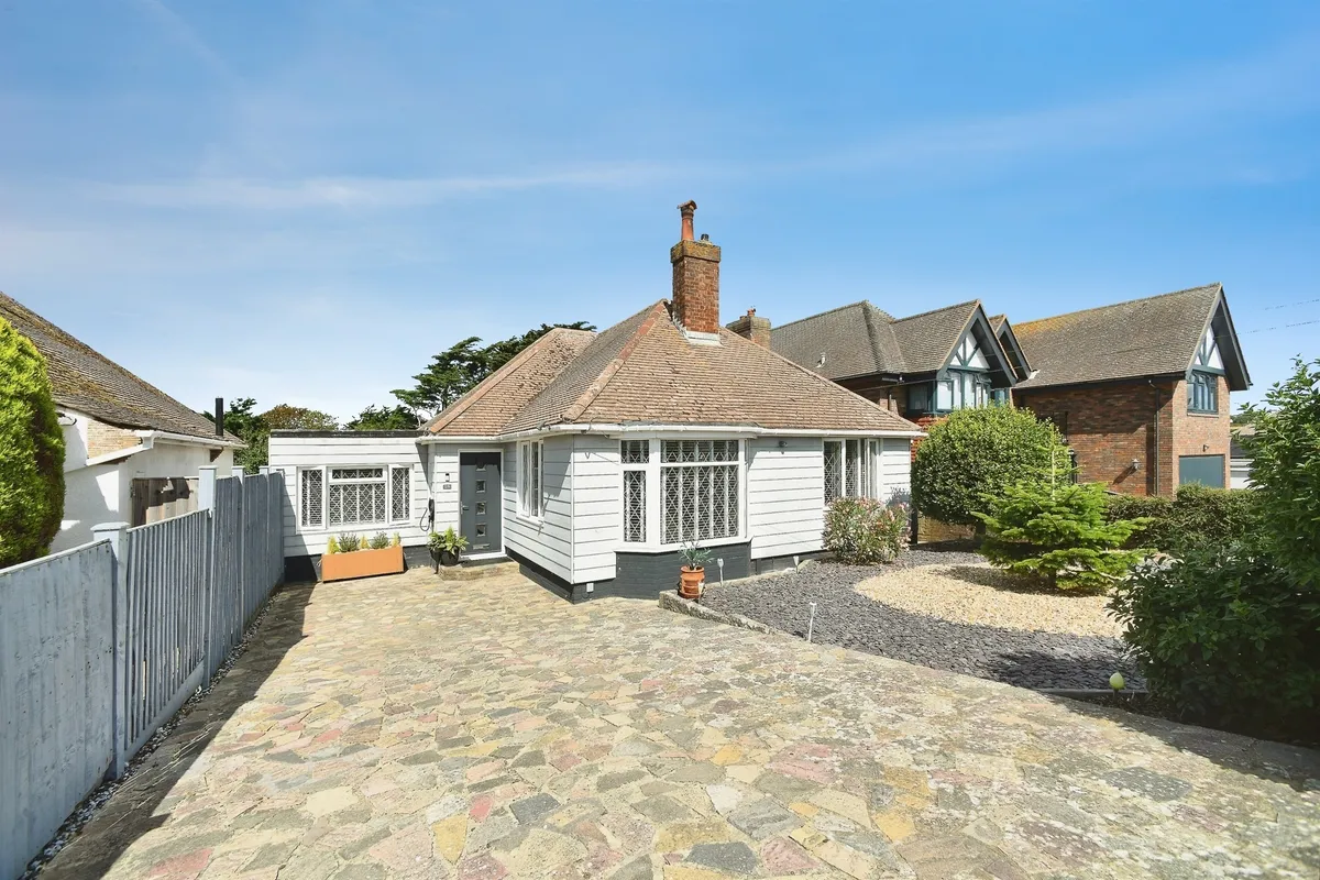 Central Avenue, Telscombe Cliffs, Peacehaven