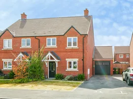 Cherry Croft, Wantage photo
