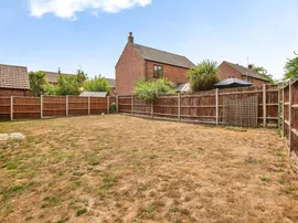 St. Andrews Close, Worstead, North Walsham thumb 3