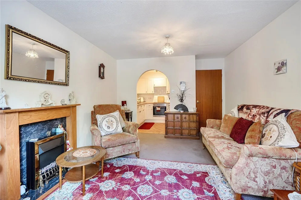 Property carousel item 3