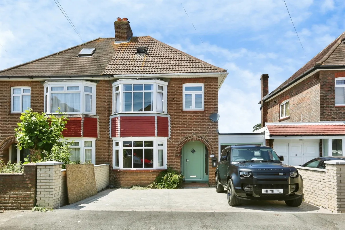 Bury Crescent, Gosport