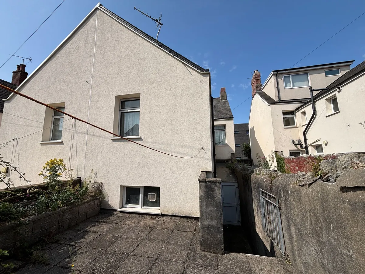 Station Street, Barry, CF63