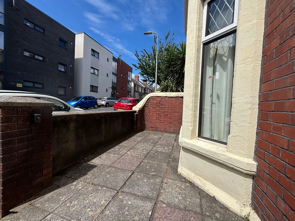 Station Street, Barry, CF63