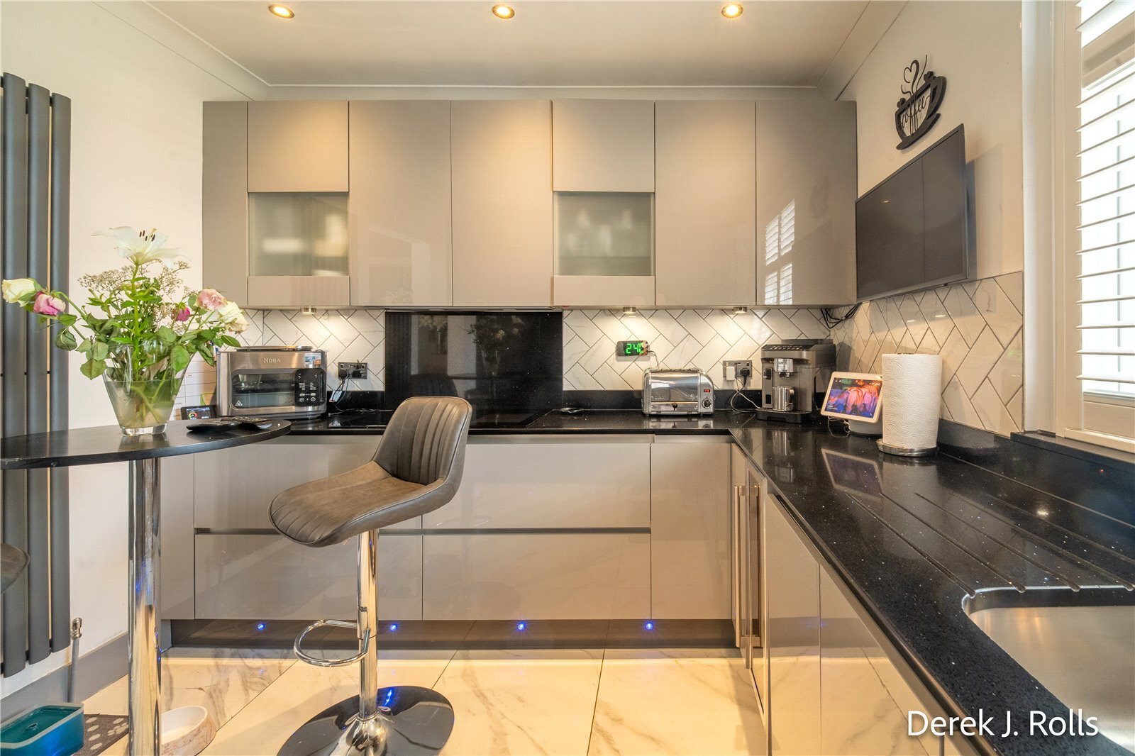 Kingswell Road, Bournemouth, Dorset, BH10 Image 5