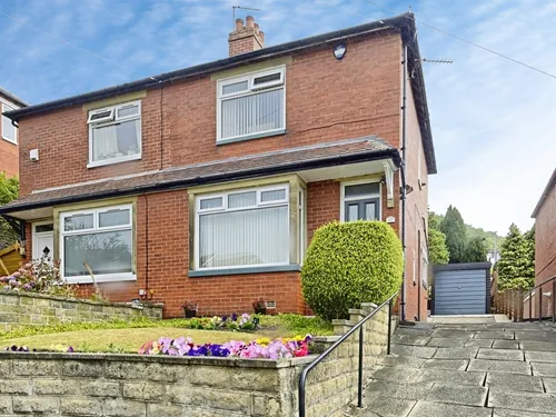 Crestfield Drive, Halifaxphoto