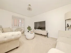 Bronze Barrow Way, Bramford, Ipswich thumb 3