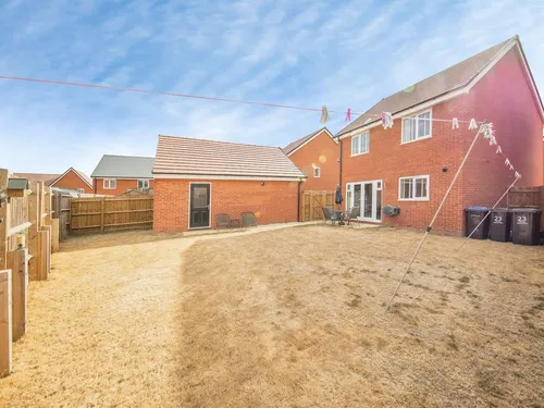 Bronze Barrow Way, Bramford, Ipswichphoto