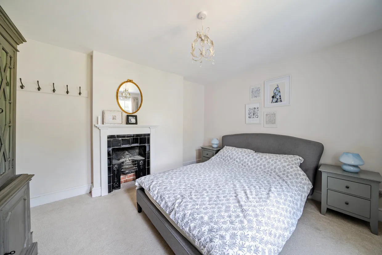Lodge Hill Road, Farnham, GU10 photo 17