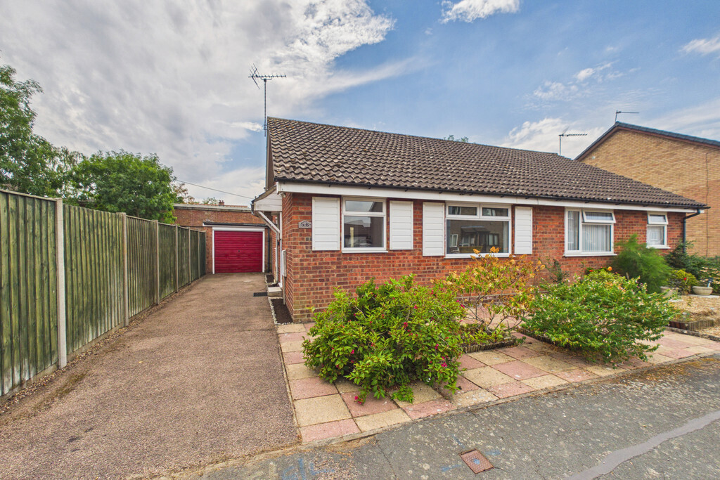 Gainsborough Drive, Halesworth Image 1