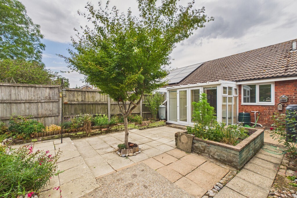 Gainsborough Drive, Halesworth Image 2