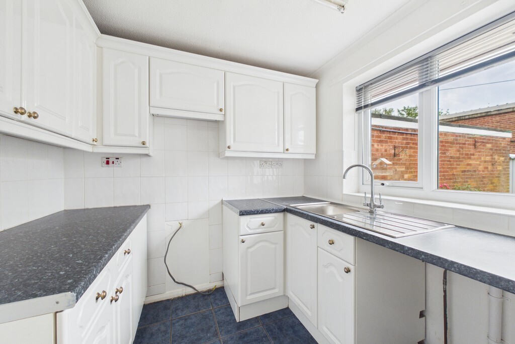 Gainsborough Drive, Halesworth Image 4