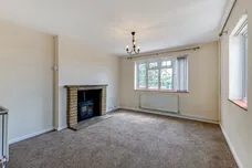Sandridgebury Lane St. Albans AL3 photo 2