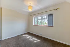 Sandridgebury Lane St. Albans AL3 photo 17