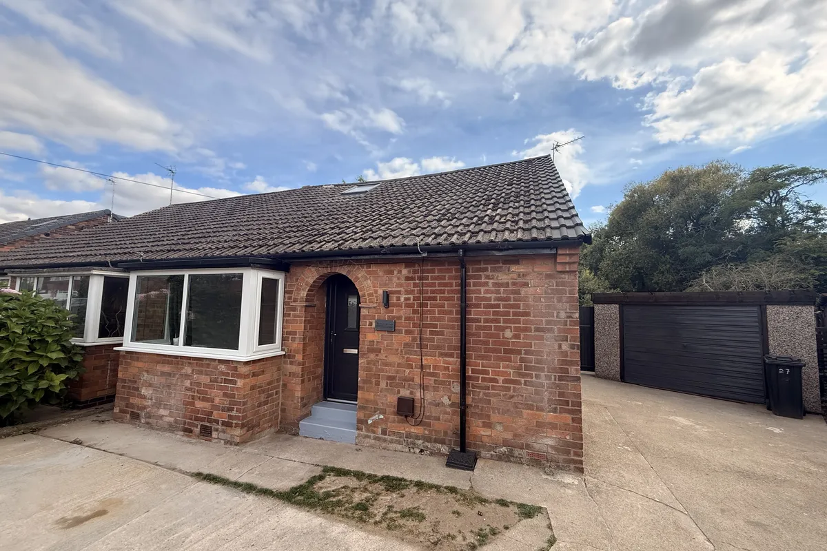 Meadowfields Drive, YORK