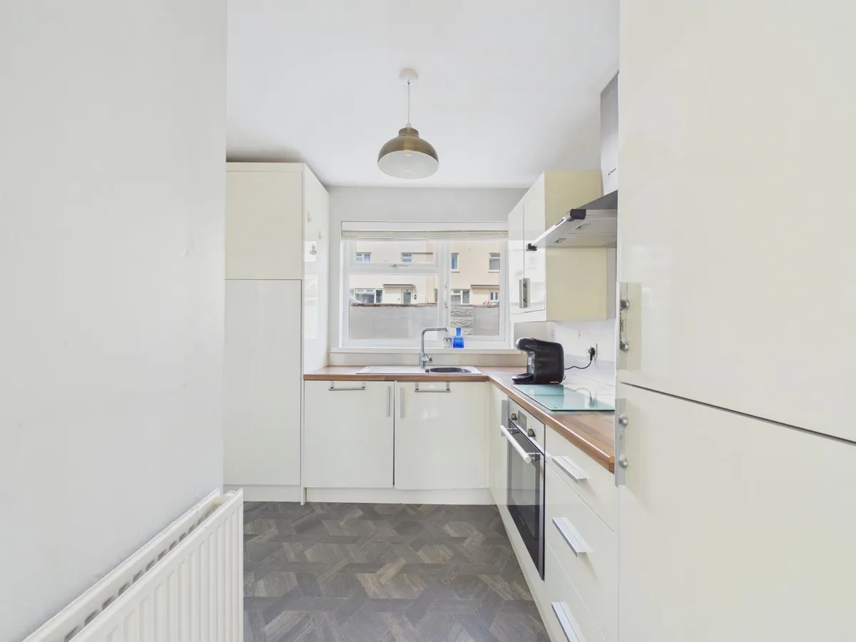 Pendine Close, Barry, CF62