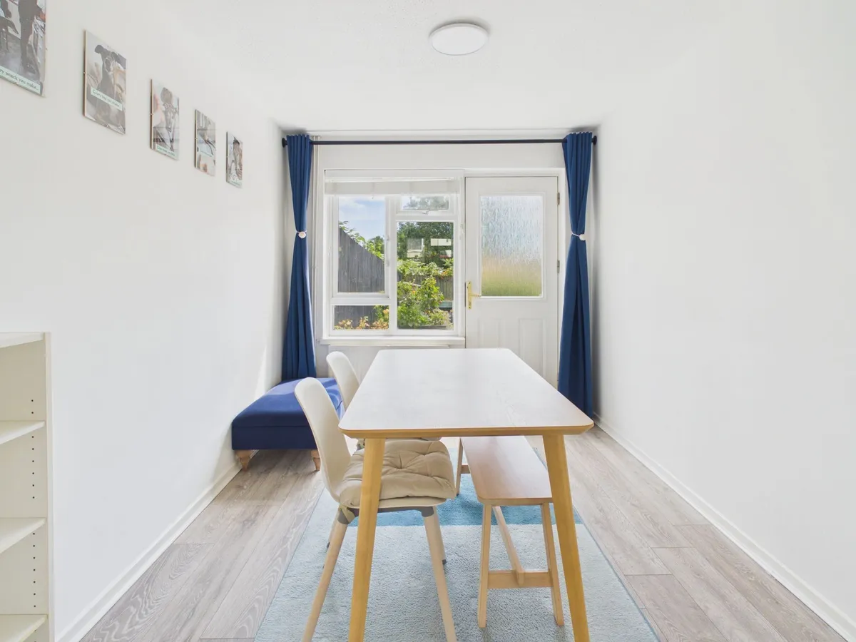 Pendine Close, Barry, CF62