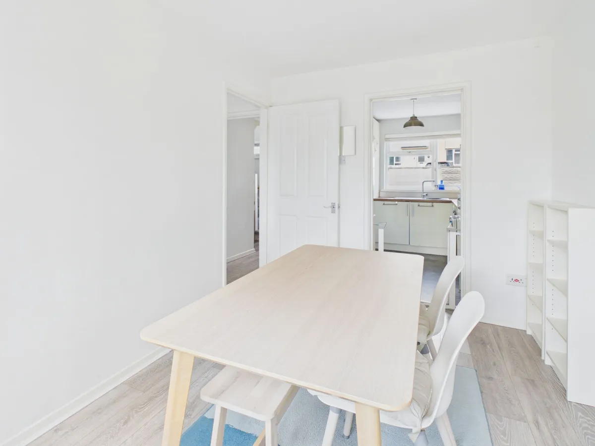 Pendine Close, Barry, CF62