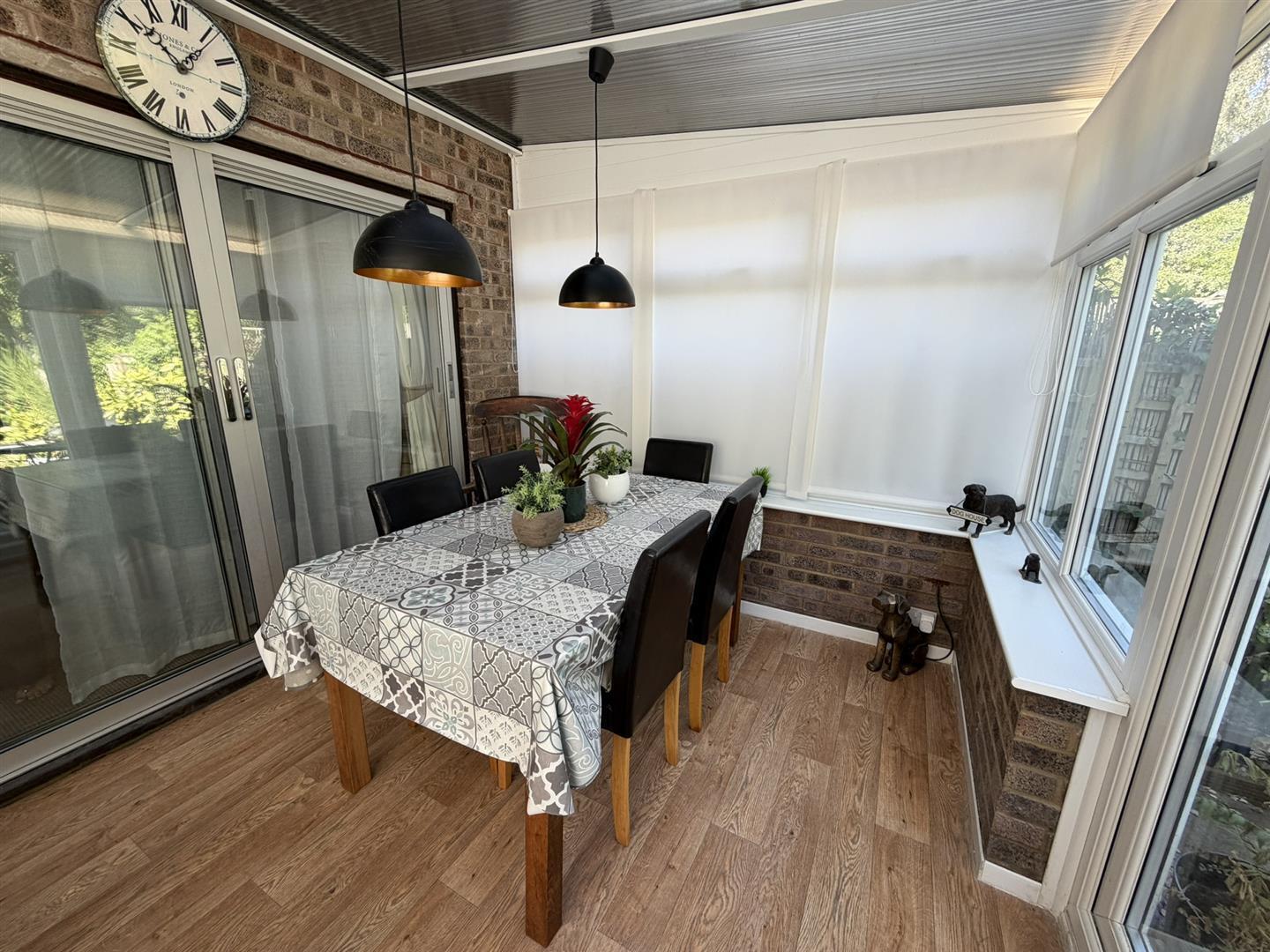 Greenwood Close, Byfield, Daventry Image 8
