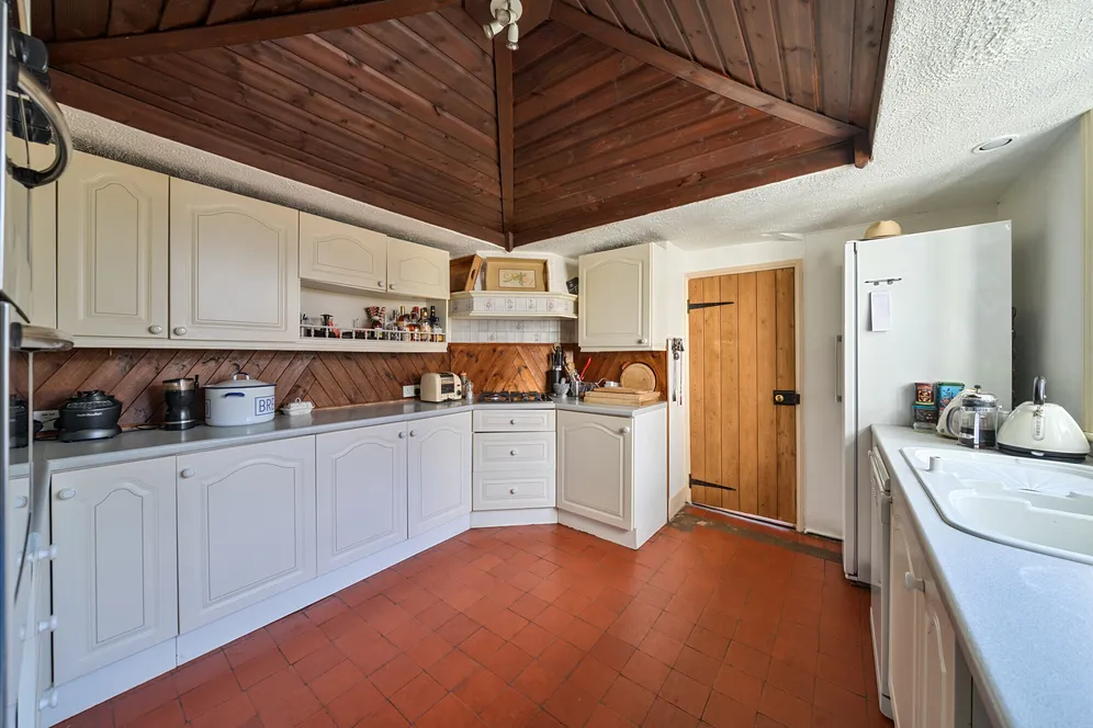 Buntingford Road, Puckeridge, Ware, SG11 photo 9