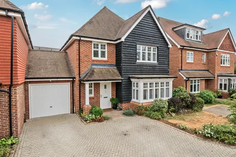 Emerald Avenue, Fleet, GU51