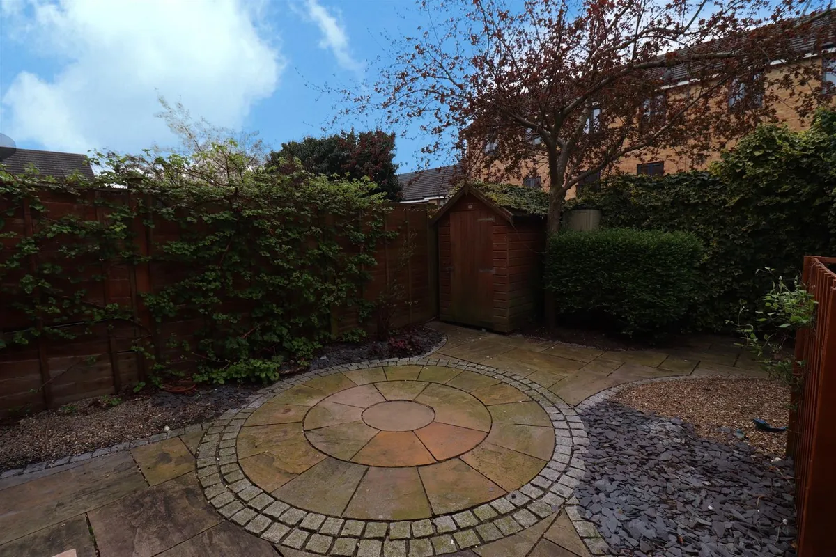 Turner Close, Brough