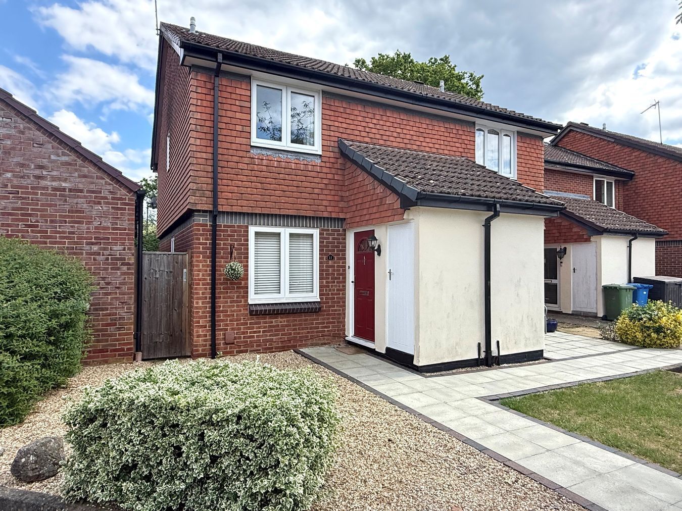 Wythemede, Foxley Fields, Binfield, RG42 Image 1