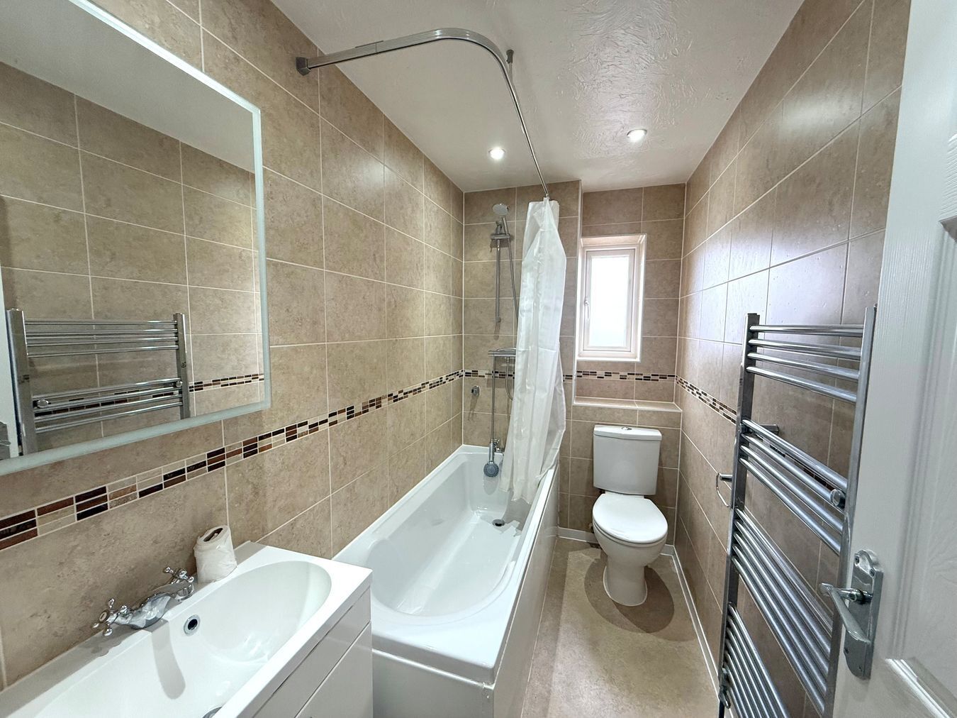 Wythemede, Foxley Fields, Binfield, RG42 Image 5