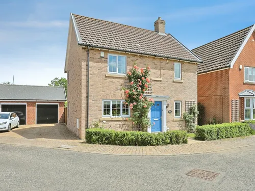 Admiral Wilson Way, Swaffhamphoto