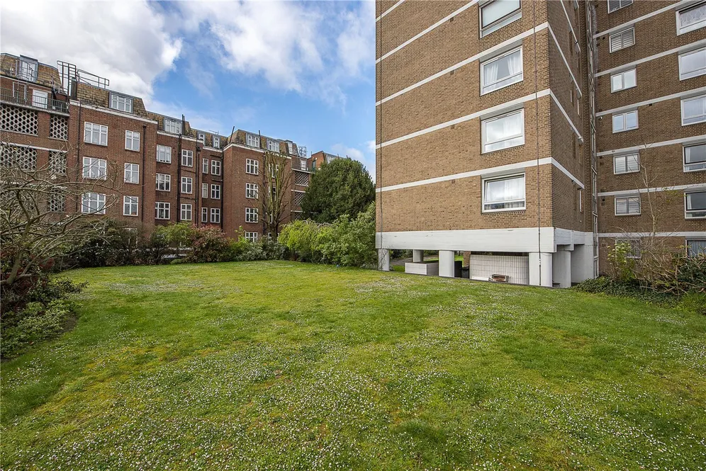 Putney Hill, London, SW15 photo 10