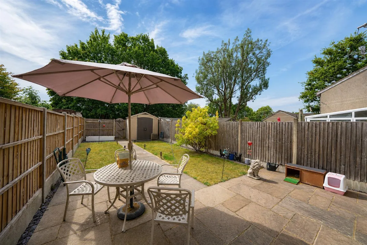 Northend, Hemel Hempstead, Hertfordshire, HP3 8TL