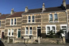 Claude Avenue, Bath